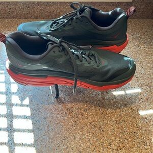 Hoka One One Olive Green Sneakers Challenger ATR6 Size Mens 11D